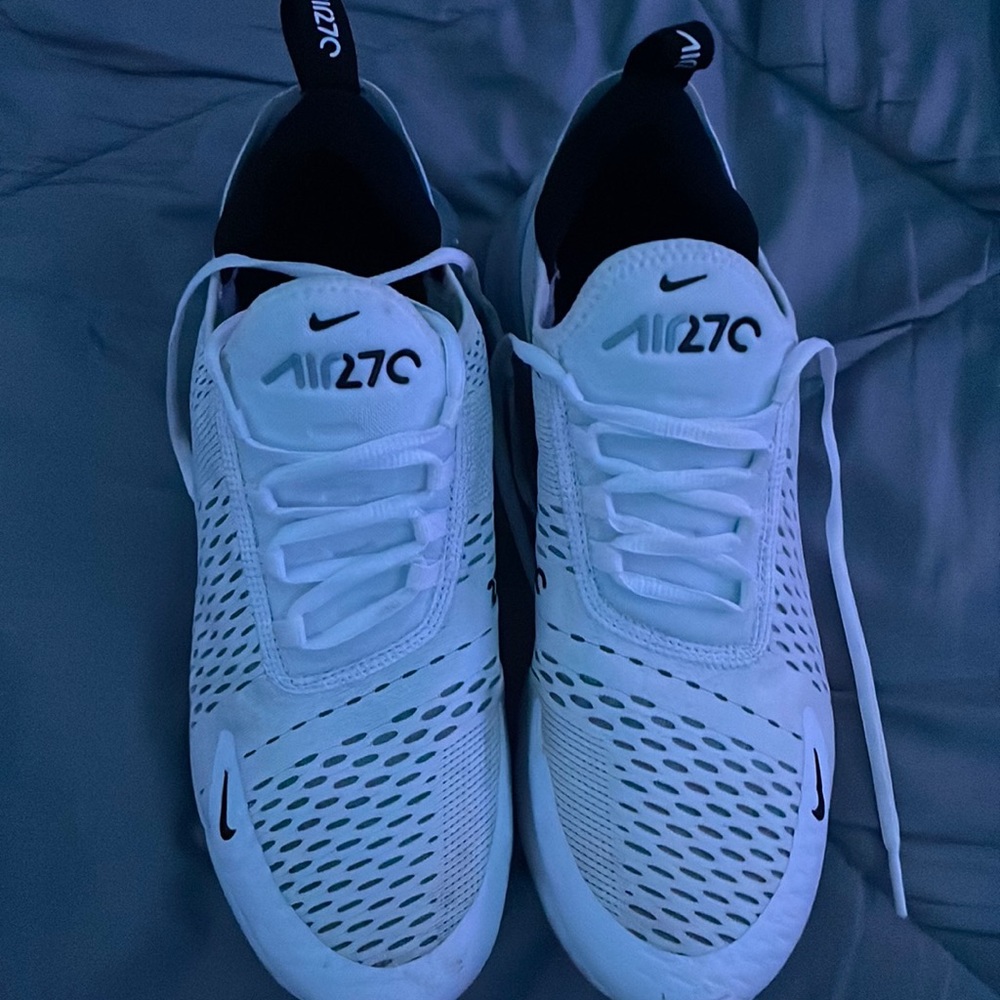 mens nike 270 size 10